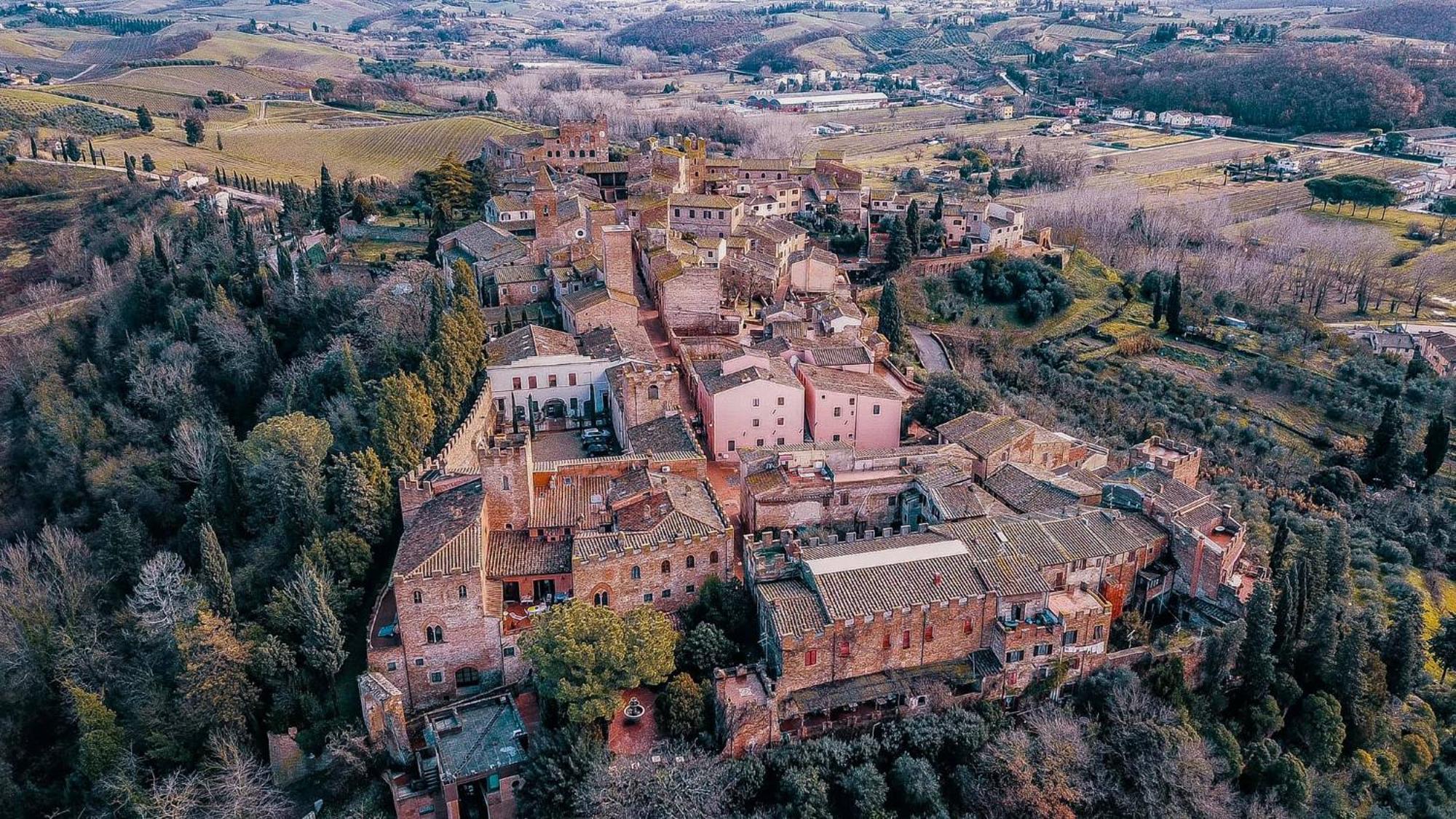Casa Giulia, Il Gioiello Del Borgo Certaldo Exterior foto