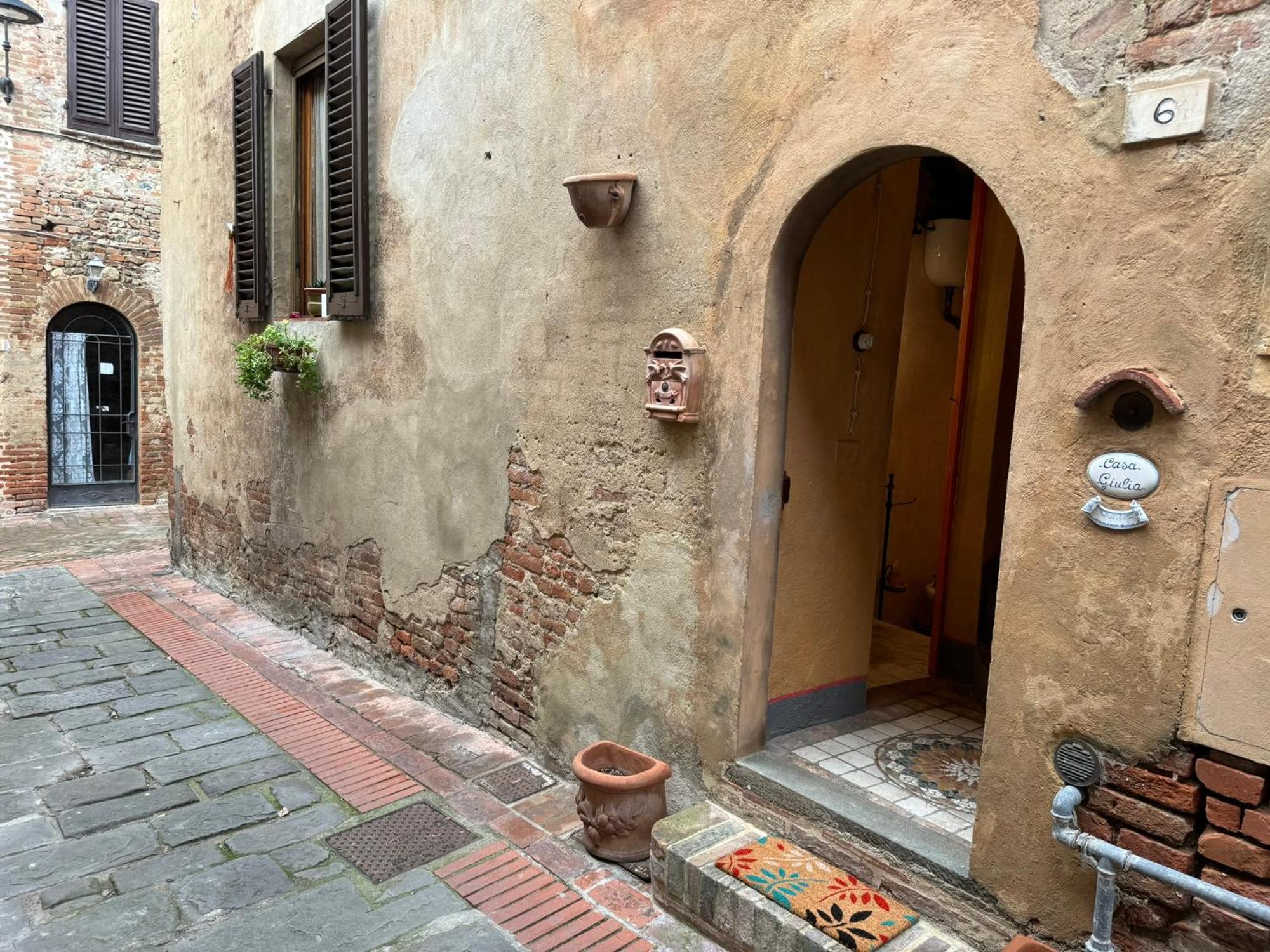 Casa Giulia, Il Gioiello Del Borgo Certaldo Exterior foto