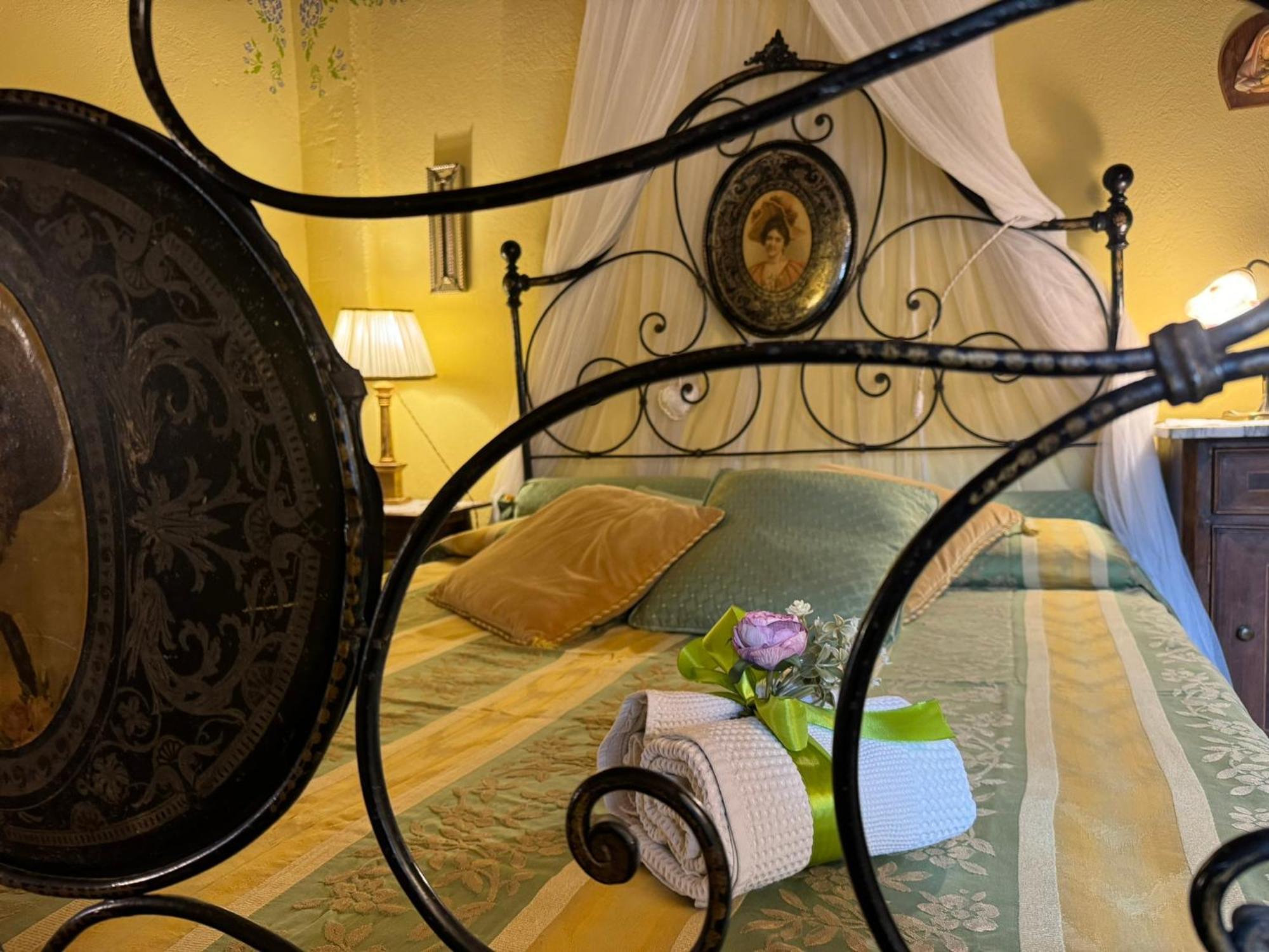 Casa Giulia, Il Gioiello Del Borgo Certaldo Exterior foto